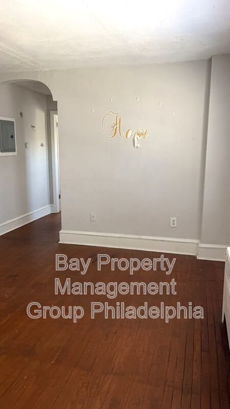 Building Photo - 300 MacDade Blvd
