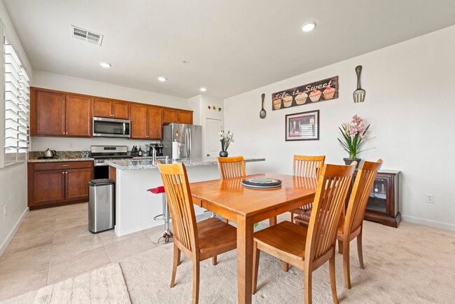 Building Photo - 4928 Black Falcon Way
