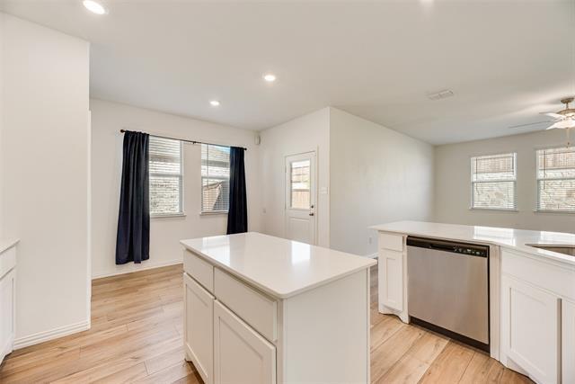 Foto del edificio - 3305 Appleton St