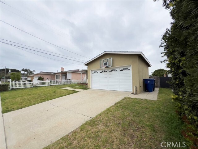 Building Photo - 4511 Sharynne Ln