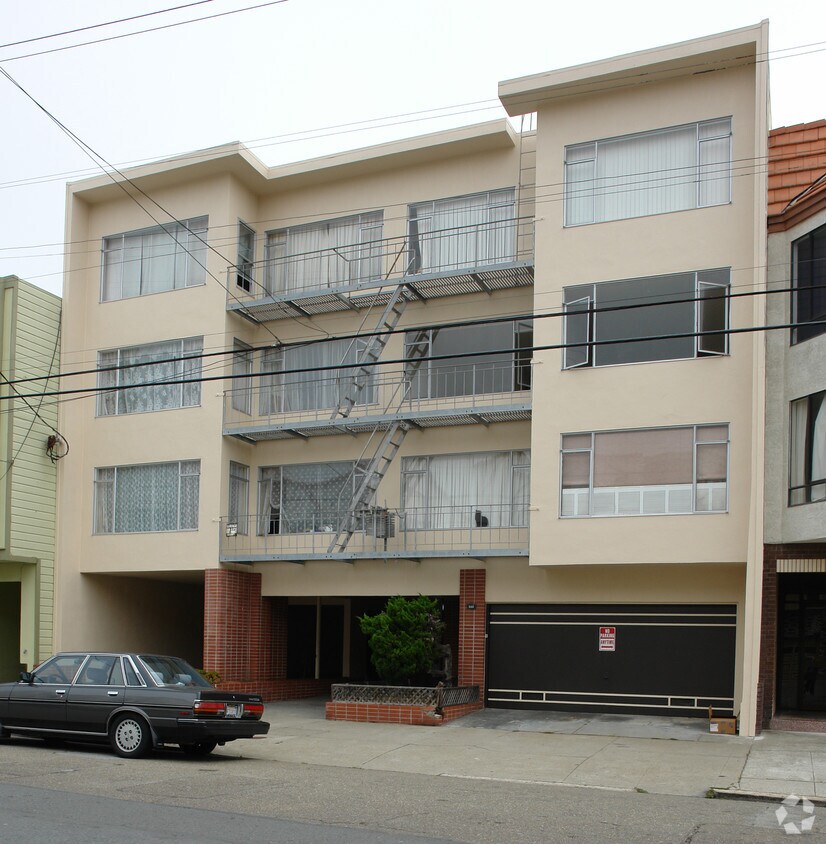 Foto principal - 560 26th Ave