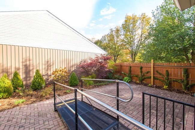 Foto del edificio - 3807 Taylorsville Rd