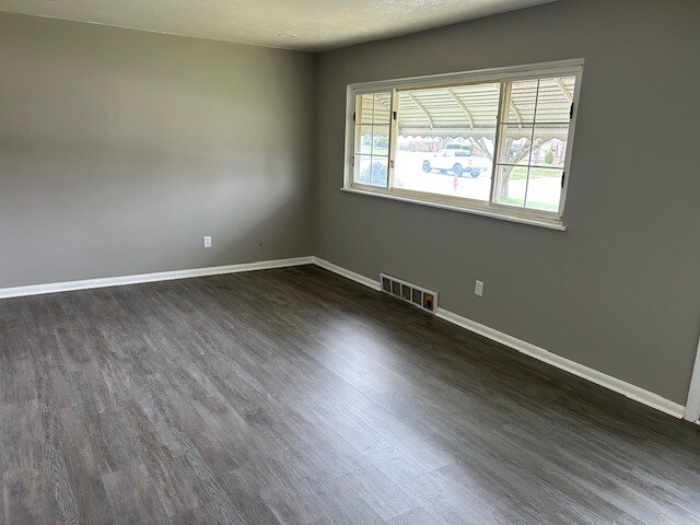 Foto del edificio - 6461 Almont Dr