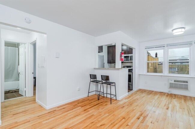 Foto del edificio - 310 70th St