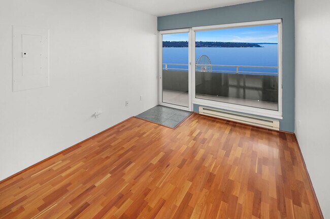 Building Photo - 1415 2nd Ave