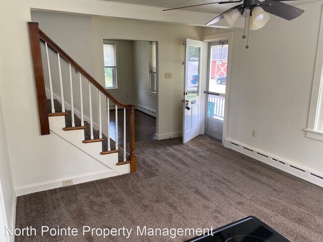 Foto del edificio - 3 br, 1 bath House - 23 Blue Rock Rd.