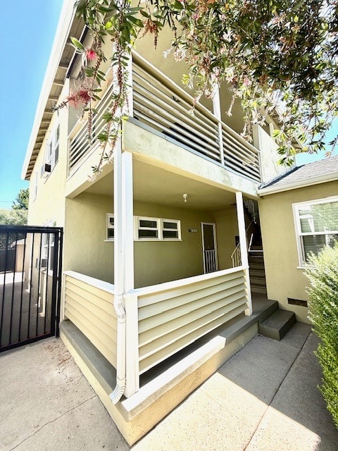 Building Photo - 12747 Oxnard St