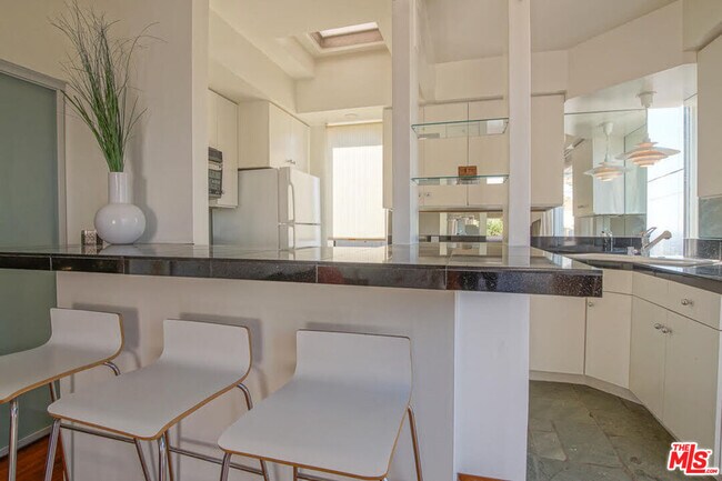 Foto del edificio - 1541 Marlay Dr