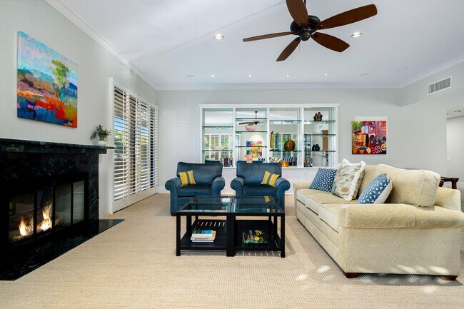 Building Photo - 6 Oxford Ct