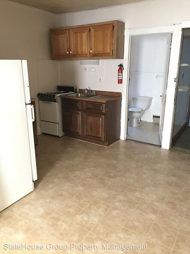 Primary Photo - 121 N 9th St