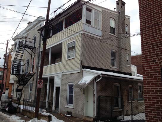 Foto del edificio - 917-921 W Liberty St