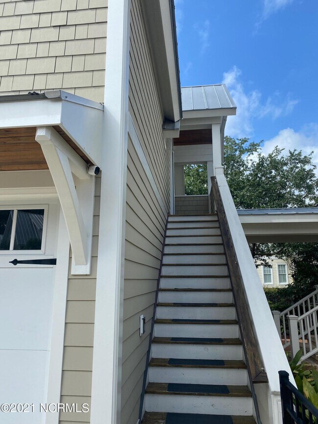 Foto del edificio - 6523 Brevard Dr