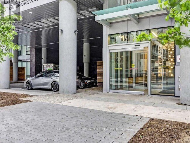 Photo du bâtiment - 195 Redpath Ave