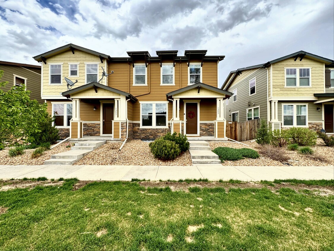 Foto principal - 1289 S Dallas Ct