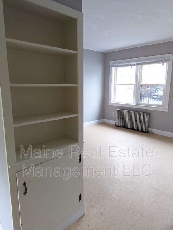 Building Photo - 224 State St