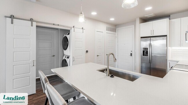 Foto del edificio - 15950 Chase Hill Blvd