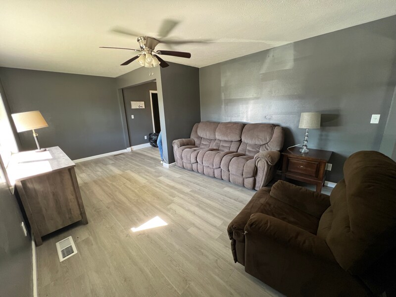 Foto principal - 171 Miller Ln