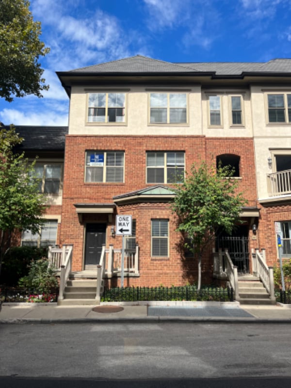 28 W Russell St, Columbus, OH 43215 Condo for Rent in Columbus, OH