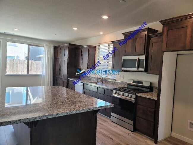 Foto del edificio - 4604 Sea Cliff Rd