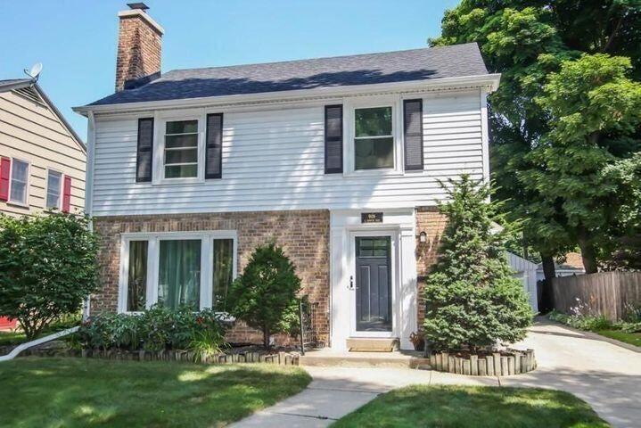 Foto principal - 908 E Hampton Rd