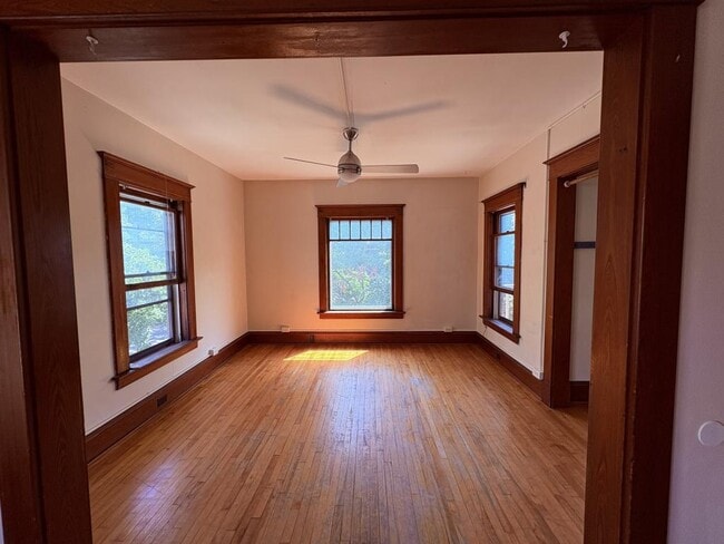 Photo - 48 Monroe St House