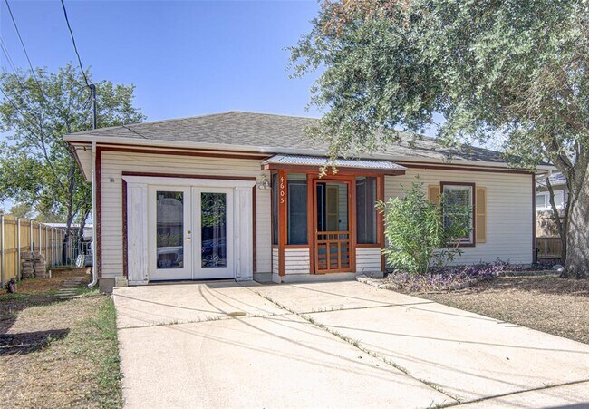 Building Photo - 4605 Ribbecke Ave