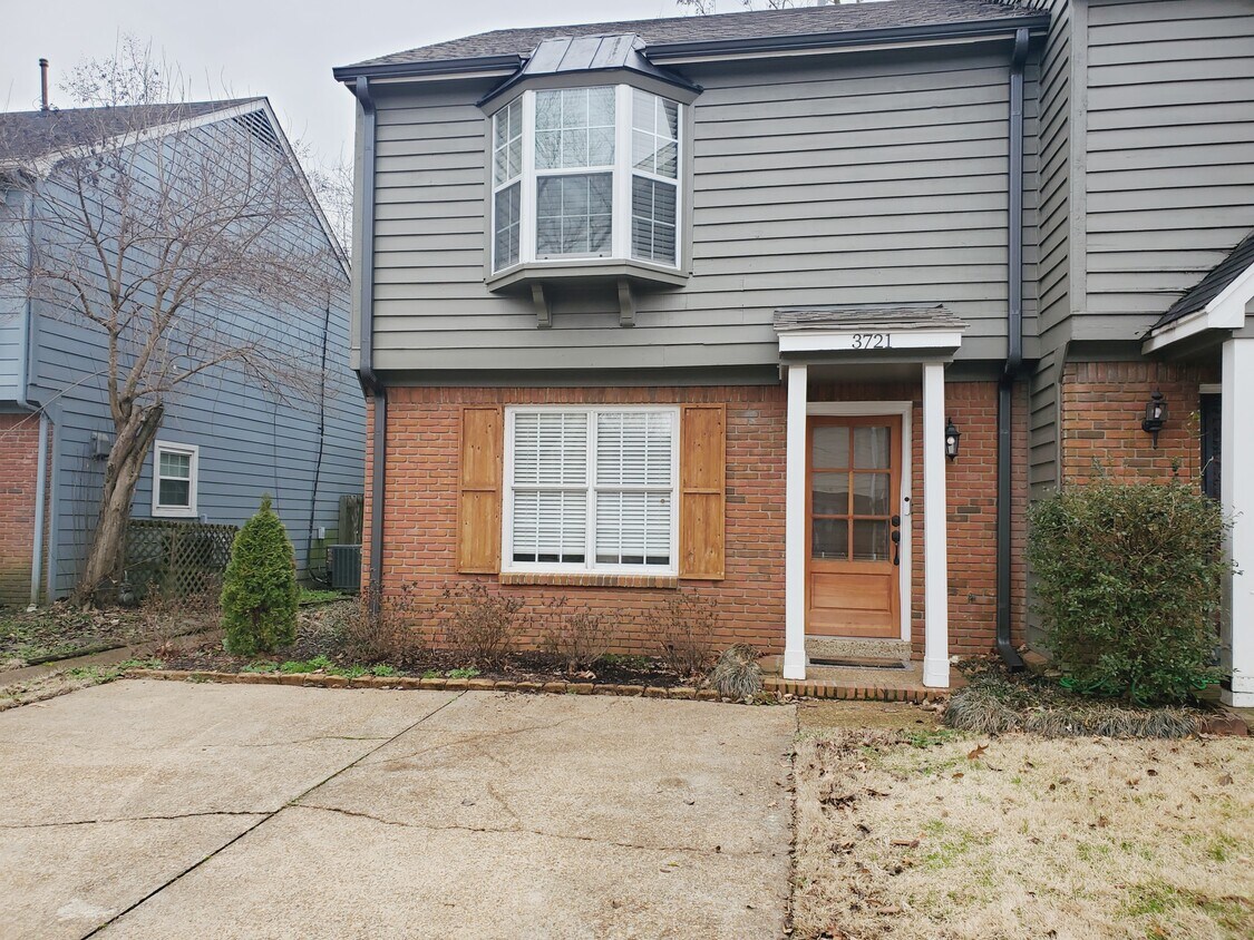 3721 Charleston Square, Memphis, TN 38122 Townhome Rentals in Memphis