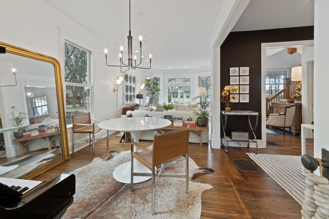 Foto del edificio - 1123 Linden Ave