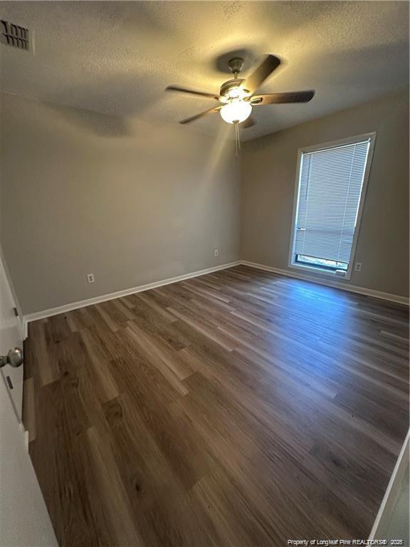 Foto del edificio - 642 Mosswood Ln