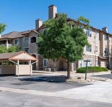 Building Photo - 8412 S Holland Ct