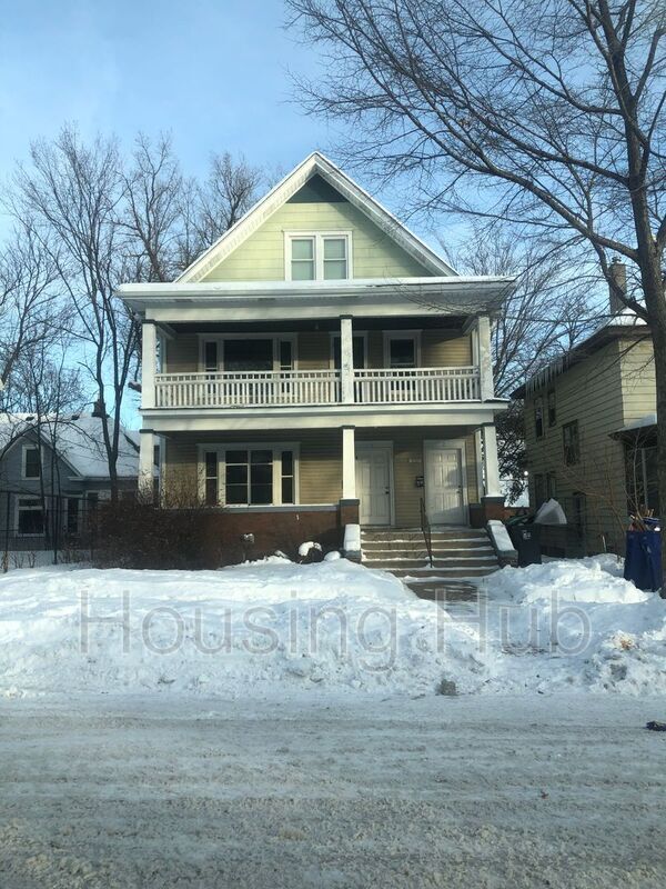 Foto principal - 950 Arkwright St N