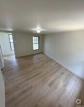 Building Photo - 1008 Kavanaugh Blvd