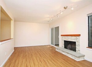 Building Photo - 1542 Birnam Dr