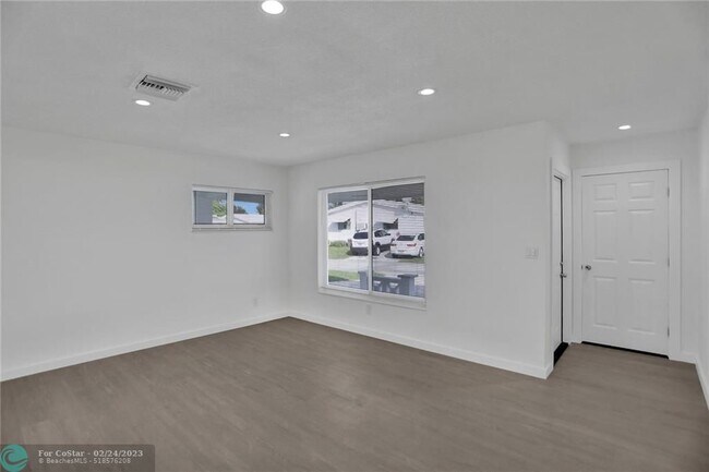 Foto del edificio - 201 NW 41st Ct
