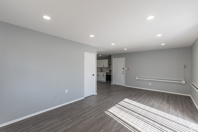 1HAB, 1BA - 750SF - Sala de estar - Washington Woods