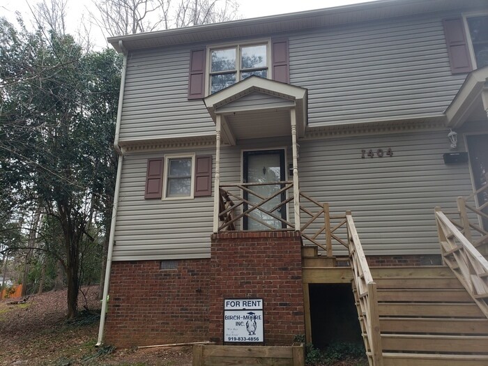Primary Photo - 3 bedroom duplex inside the Raleigh beltline