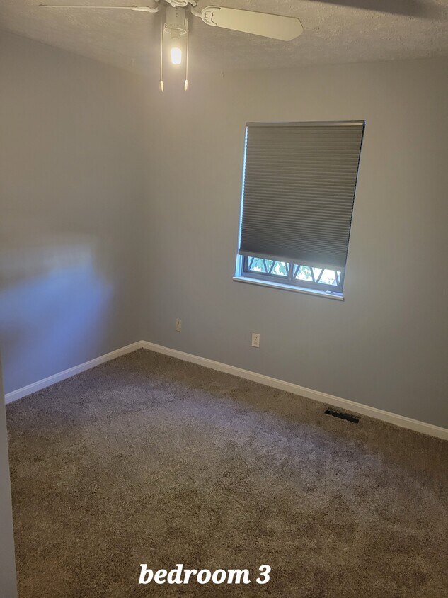 Foto principal - 9406 Haddington Ct