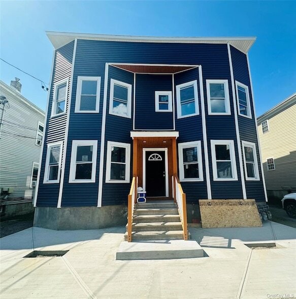 Building Photo - 8 Morgan Ave