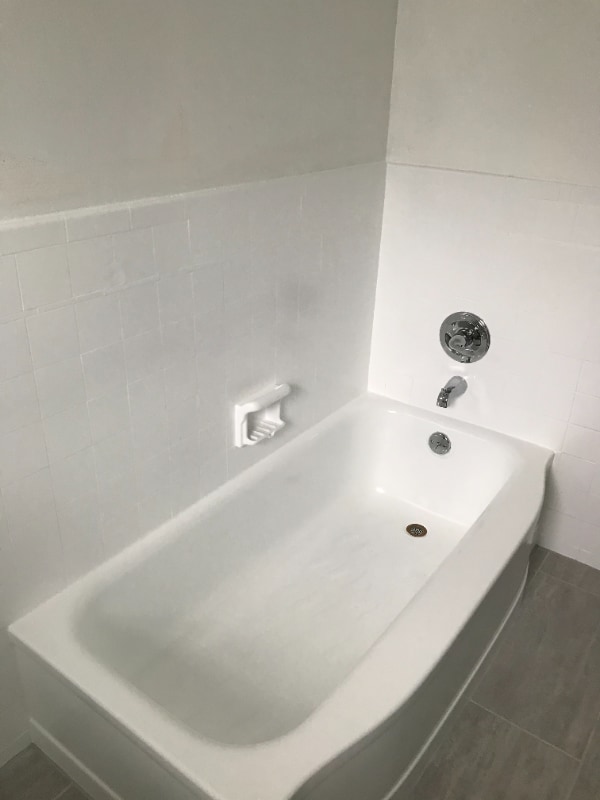 Building Photo - 7735 Hollywood Blvd