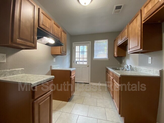 Foto del edificio - 1614 Cameron St