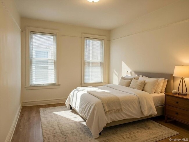 Building Photo - 1930 Edison Ave