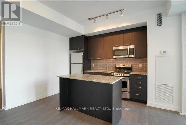 Building Photo - 2055-2055 Danforth Ave