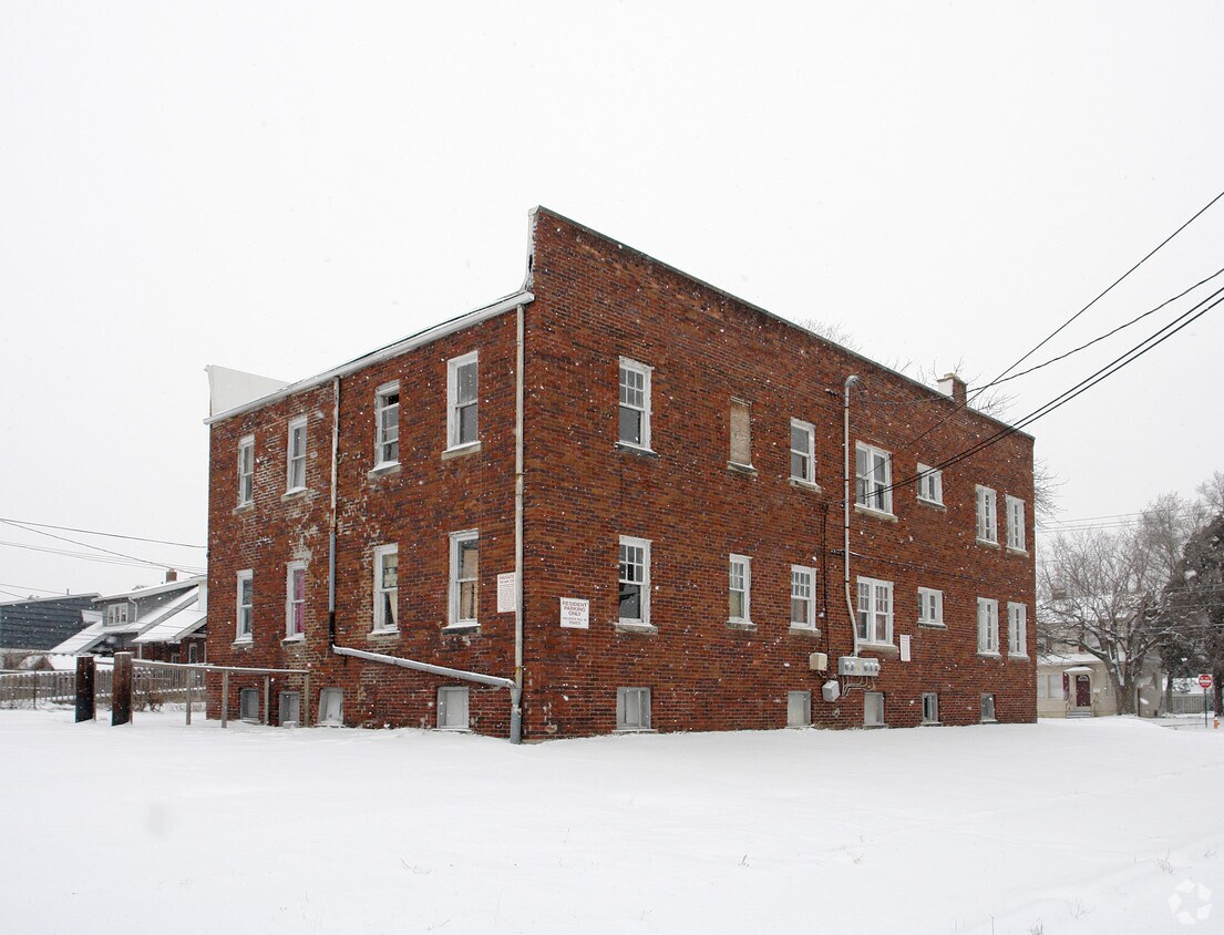 Foto del edificio - 1909 Sullivant Ave