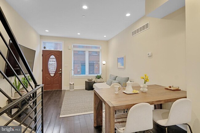 Foto del edificio - 2923 W Flora St
