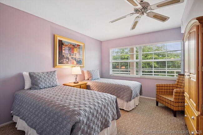 Foto del edificio - 3900 Oaks Clubhouse Dr