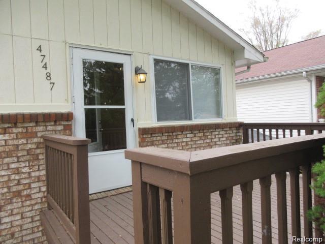 Building Photo - 47487 Greenview Rd