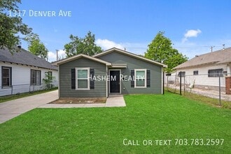 Building Photo - 1317 Denver Ave