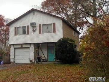 Primary Photo - 169 Mastic Blvd