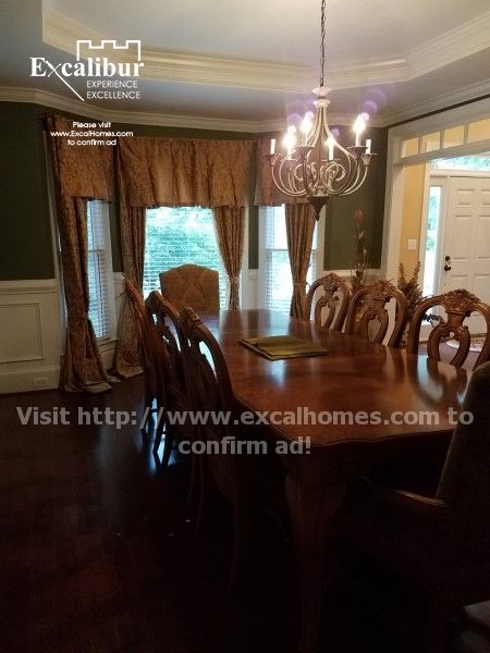 Foto del edificio - 215 Amesdale Ct