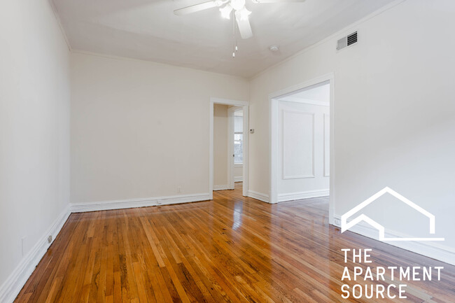 Foto del edificio - 3520 N Broadway